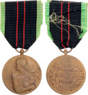 Belgium Medal for Armed Resistance 1940 - 1945 Bronze 34 mm.; With original ribbon; original name: Médaille de la résistance armée 1940-1945; The meda...