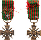 France War Cross Miniature 1914 - 1918 Barac# 372, AE 18x14 mm; With original ribbon; with clasp-3 stars; original name: Croix de Guerre 1914-1918; Co...