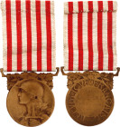 France Commemorative Medal for War 1914 - 1918 Barac# 393, Bronze 30 mm.; With original ribbon; in original box; original name: Medaille Comm. De La G...