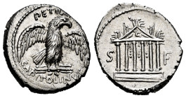 Petillus. Petillus Capitolinus. Denarius. 43 BC. Rome. (Ffc-962). (Craw-487/2b). (Cal-1066). Anv.: PETILLIVS. above, CAPITOLINVS below eagle on thunde...