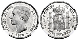 Alfonso XII (1874-1885). 1 peseta. 1876*18-76. Madrid. DEM. (Cal-15). Ag. Original luster. Attractive. Slabbed by NGC as MS 62. Est...500,00. 

Span...