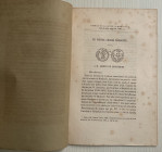 De Longperier H. Recherches sur Les Insignes de la Questure et sur les Recipients Monetaires. Paris 1868. Brossura ed. pp. 95, tavv. 3 in b/n. Intonso...