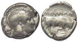 Lukanien. Thourioi.

 Nomos (Silber). Ca. 443 - 410 v. Chr.
Vs: Kopf der Athena mit attischem Helm mit Lorbeerkranz rechts.
Rs: Stier mit gesenkte...