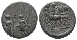 Aiolis. Kyme.

 Bronze. 2. - 1. Jhdt. v. Chr.
Vs: Artemis mit Köcher, Bogen und langer Fackel der Amazone Kyme mit Speer gegenüber stehend und sich...