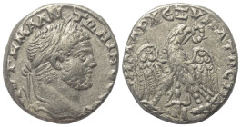 Phönikien. Akko-Ptolemais. Caracalla (197 - 217 n. Chr.).

 Tetradrachme (Billon). Ca. 215 - 217 n. Chr.
Vs: Büste des Caracalla mit Lorbeerkranz r...