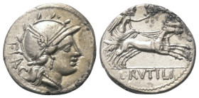L. Rutilius Flaccus.

 Denar (Silber). 77 v. Chr. Rom.
Vs: FLAC. Kopf der Roma mit geflügeltem Greifenkopfhelm rechts.
Rs: L RVTILI. Victoria mit ...