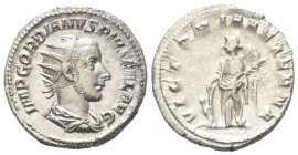 Gordianus III. (238 - 244 n. Chr.).

 Antoninian (Silber). 243 - 244 n. Chr. Rom.
Vs: IMP GORDIANVS PIVS FEL AVG. Büste mit Strahlenkrone, Paludame...