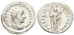 Gordianus III. (238 - 244 n. Chr.).

 Antoninian (Silber). 243 - 244 n. Chr. Rom.
Vs: IMP GORDIANVS PIVS FEL AVG. Büste mit Strahlenkrone, Paludame...