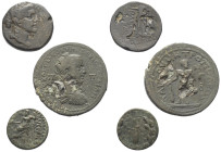 Provinzialrömische Münzen - Lots.


Unter anderem: Kilikien.

Lot (3 Stück): Bronze; 1. - 3. Jhdt. n. Chr.

Sehr schön - fast sehr schön.

Ve...