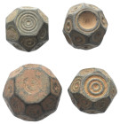 Islam - Lots.


Lot (4 Stück, Bronze): Handelsgewichte zu 10 und 5 (3x) maghrebinischen Dirhems, 13.-17. Jhdt.

Sehr schön und besser.

Verkauf...