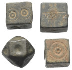 Islam - Lots.


Lot (4 Stück, Bronze): verschiedene, größere Handelsgewichte (10 Dirham?), 11.-17. Jhdt.

Sehr schön.

Verkauft wie besehen, ke...