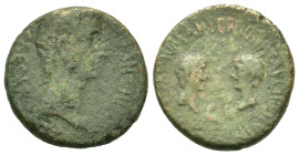 Augustus, with Caius and Lucius Caesars (27 BC-AD 14). Corinthia, Corinth. Æ 20mm (19,4mm, 5.7g). C. Servilius C.f. Primus and M. Antonius Hipparchus,...