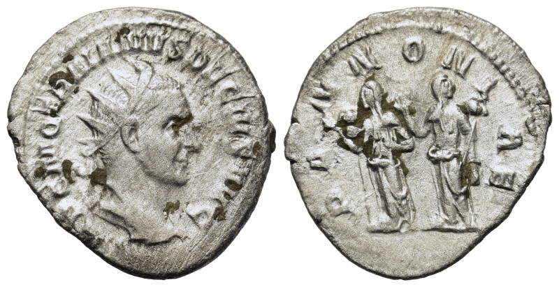 Trajan Decius (249-251). AR Antoninianus (22,3mm, 3.4g). Rome. Radiate, draped a...