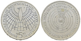 Germany. 500th Anniversary of the Birth of Nicolaus Copernicus. 5 Mark 1973 J (29mm, 11.2g). Hamburg. KM 136.