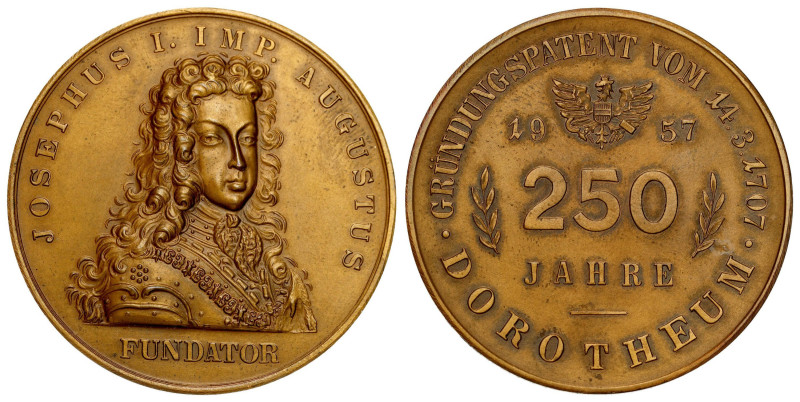 Austria
Austria, Medal 1957 - 250th anniversary of Dorotheum 

Medal na 250-l...