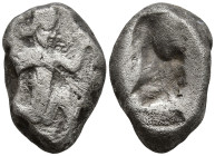 ACHAEMENID EMPIRE. Time of Darios I to Xerxes II (485-420 BC). Sardes.
AR Siglos (12.2mm 5.41g)
Obv: Persian king in kneeling-running stance right, ...