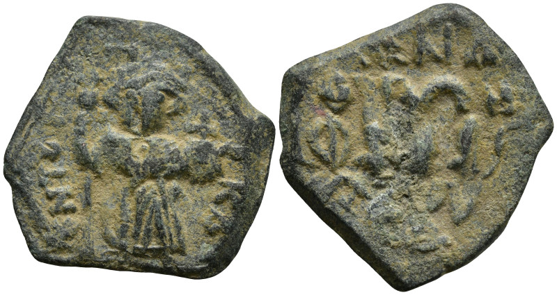 Constans II (641-668 AD).
AE Follis (23.8mm 4.34g)