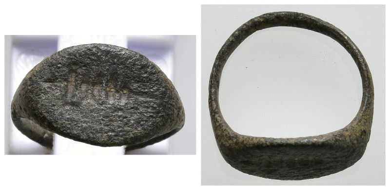 Ancient Ring
(1.95g 16.5mm diameter)