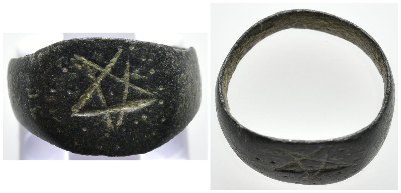 Ancient ring
Obv: Pentagram
(1.92g 16.9mm diameter)