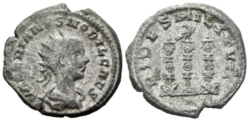 Valerian II Caesar, 253-255 Antoninianus Samosata circa 253-255, billon 23.00 mm...