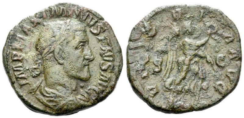 Maximinus I, 235-238 Sestertius Rome circa 235-236, Æ 29.00 mm., 15.09 g.
Laure...