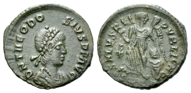 Theodosius I, 379-395 AE4 Nicomedia circa 388-392, Æ 14.00 mm., 1.00 g.
Pearl-d...