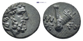 PONTUS.Amisos.(Circa 85-65 BC).Ae. (11mm, 1.29 g) Obv : Head of Zeus right. Rev : AMI ΣOY. Crossed club and gorytos; monogram in left field.