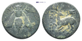 IONIA. Ephesos.(4th century BC).Ae. (14mm, 2.0 g) Obv : Ε - Φ. Bee. Rev : Stag kneeling left, head right; astragalos above.