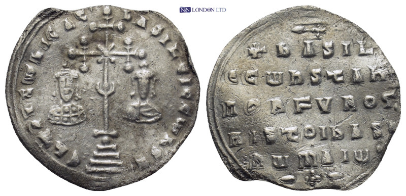 Basil II Bulgaroktonos, with Constantine VIII AD 976-1025. Constantinople Miliar...