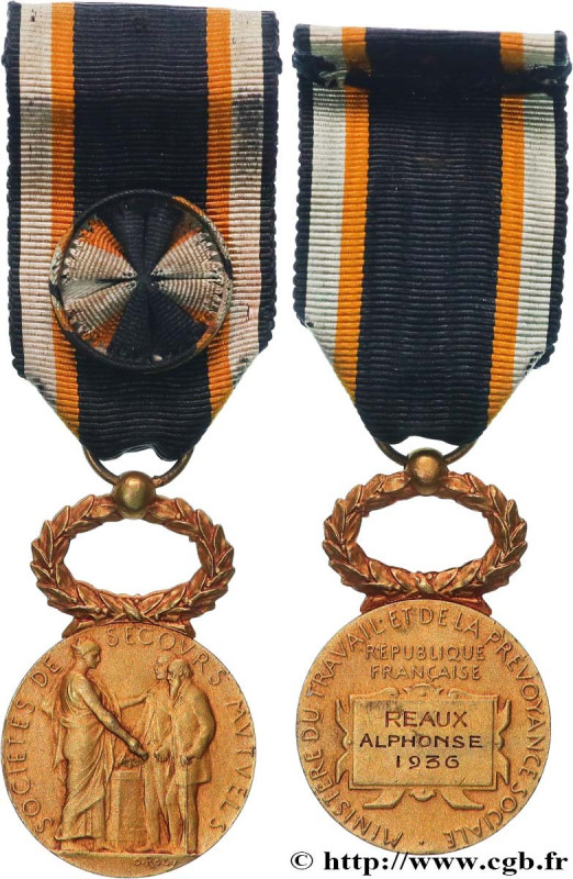 INSURANCES
Type : Médaille, Société de secours mutuels 
Date : 1936 
Metal : gil...