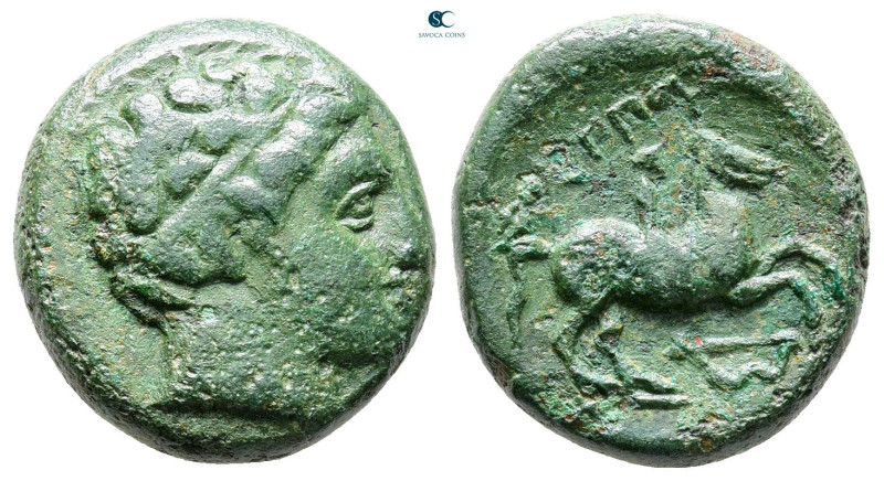 Kings of Macedon. Uncertain mint. Philip II of Macedon 359-336 BC. 
Bronze Æ
...