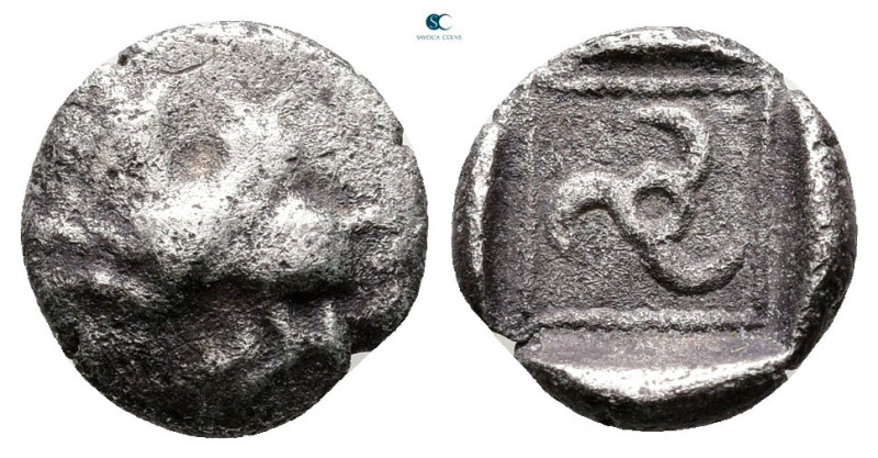 Lycia. Uncertain Dynast 470-440 BC. 
Diobol AR

11 mm, 1,04 g



Good Fin...