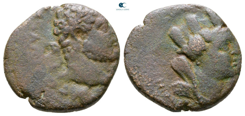 Mesopotamia. Carrhae. Caracalla AD 198-217. 
Bronze Æ

18 mm, 4,59 g



F...