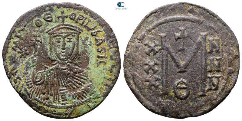 Theophilus AD 829-842. Constantinople
Follis or 40 Nummi Æ

30 mm, 6,42 g

...