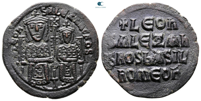 Leo VI with Alexander AD 886-912. Constantinople
Follis Æ

27 mm, 7,87 g

...