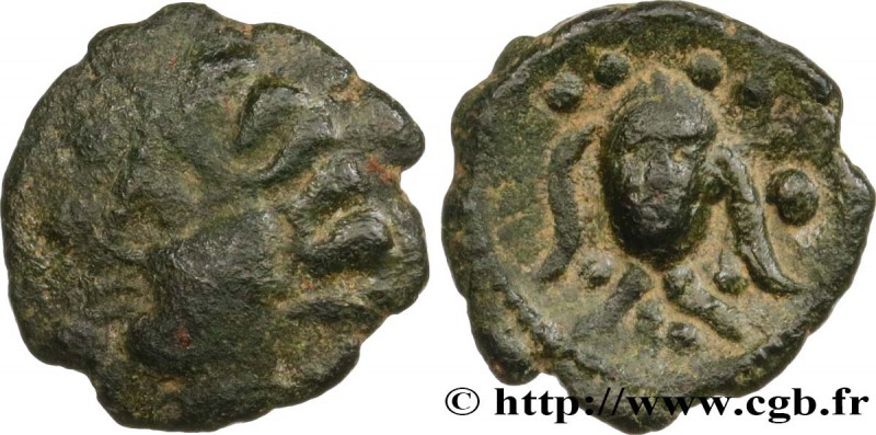 AMBIANI (Area of Amiens)
Type : Bronze à la tête de face, BN. 8405 
Date : c. ...