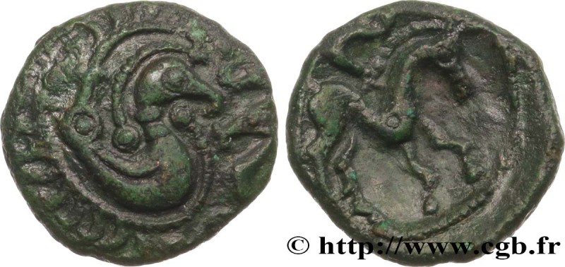 AMBIANI (Area of Amiens)
Type : Bronze au monstre marin 
Date : c. 60-40 AC. ...