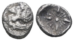 Greek silver coin. Weight 0,76 gr - Diameter 7 mm