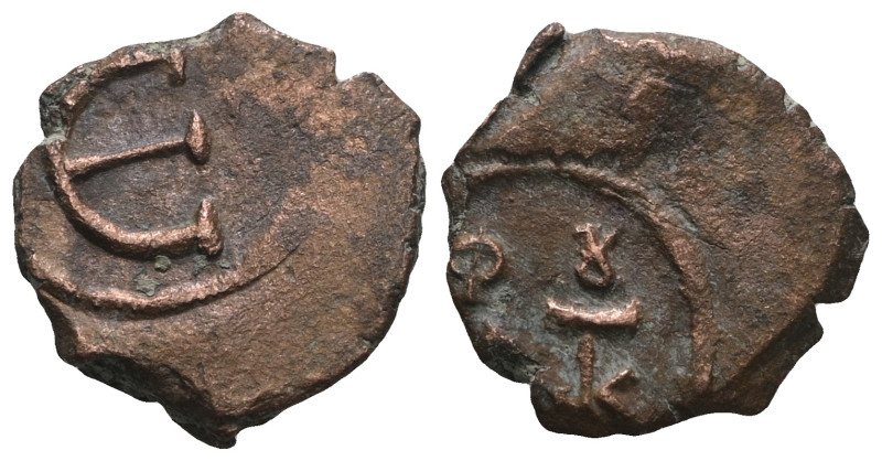 Byzantine bronze coin. Weight 2,00 gr - Diameter 15 mm