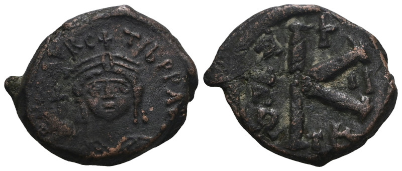 Byzantine bronze coin. Weight 5,93 gr - Diameter 20 mm