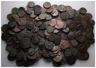 Bronze mix coins, 200 pieces. Sold as seen no return.