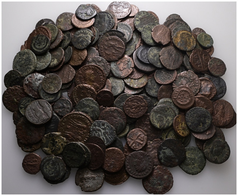 Bronze mix coins, 175 pieces. Sold as seen no return.