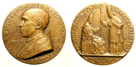 ROMA. Pio XII (1939-1958) Medaglia straordinaria 1942 (Opus: Aurelio Mistruzzi) (mm. 36,3) per il XXV anniversario della consacrazione episcopale. Bus...