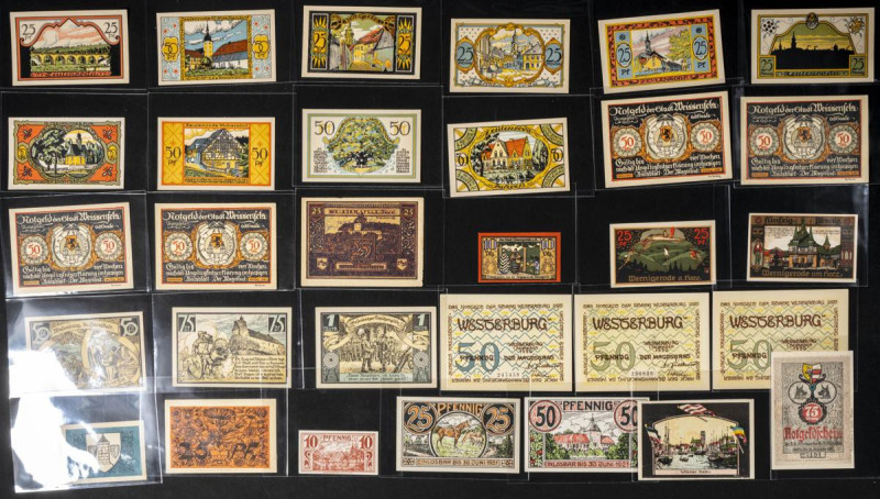 Very interesting set of more than 475 notgeld banknotes from Germany, in various...