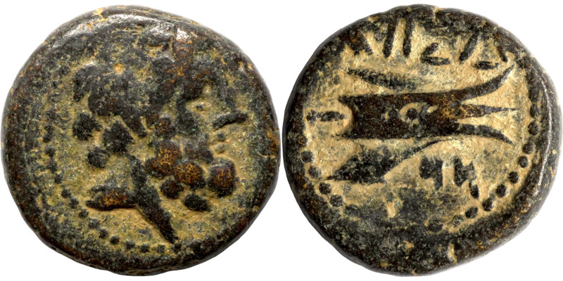 Greek coin 1-4 century Bronze

15mm 3,95g