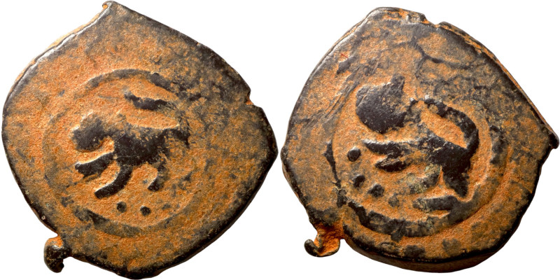 Medieval coin

20mm 3,45g

Artificial sand patina