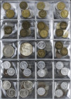 Lots and Collections

Lote 229 monedas. Siglo XIX. GOBIERNO PROVISIONAL a JUAN CARLOS I, FRANCIA, USA, etc. AR (27), Ni, AlBr, AE, CuNi, etc. Lote m...