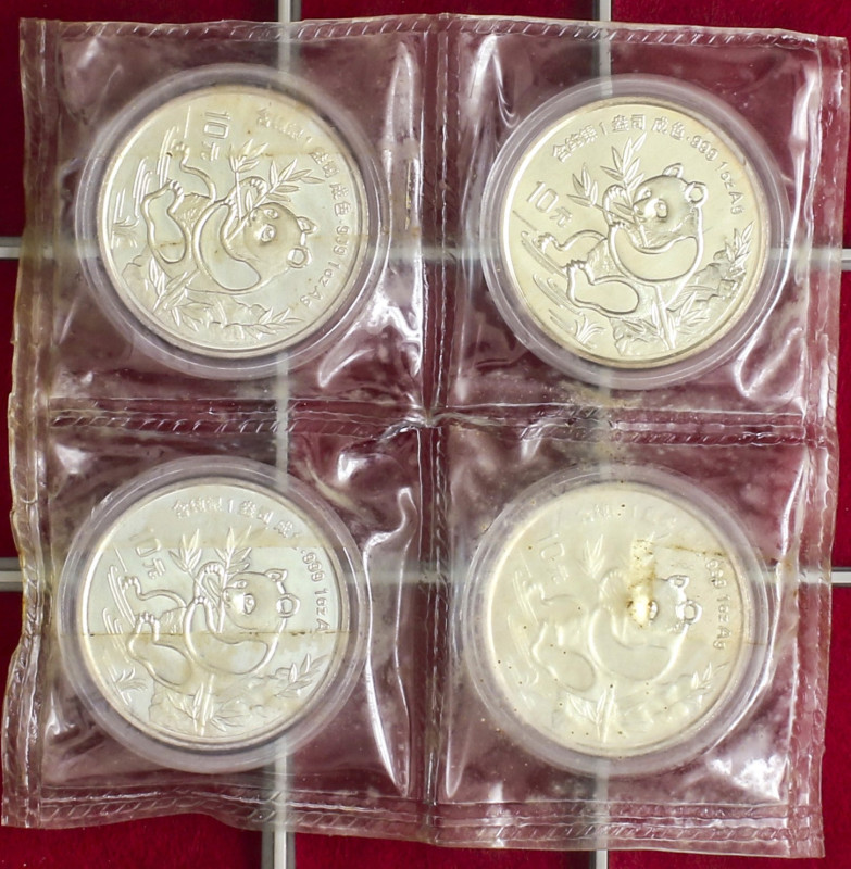 World Coins

China

Lote 4 monedas 10 Yuan. 1991. AR. Panda en arroyo comien...