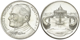 World Coins

Vatican

Medalla. JUAN PABLO II. Anv.: JOANNES PAVLVS II PONT MAX. Busto a izquierda. Rev.: Ciudad del Vaticano. 14,64 grs. AR. Ø 35 ...