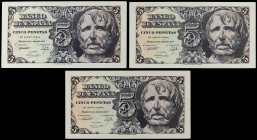 Spanish Banknotes

Estado Español

Lote 3 billetes 5 Pesetas. 12 Abril 1947. Séneca. Sin serie. (Leves arruguitas, uno leves manchitas). Ed-454. E...